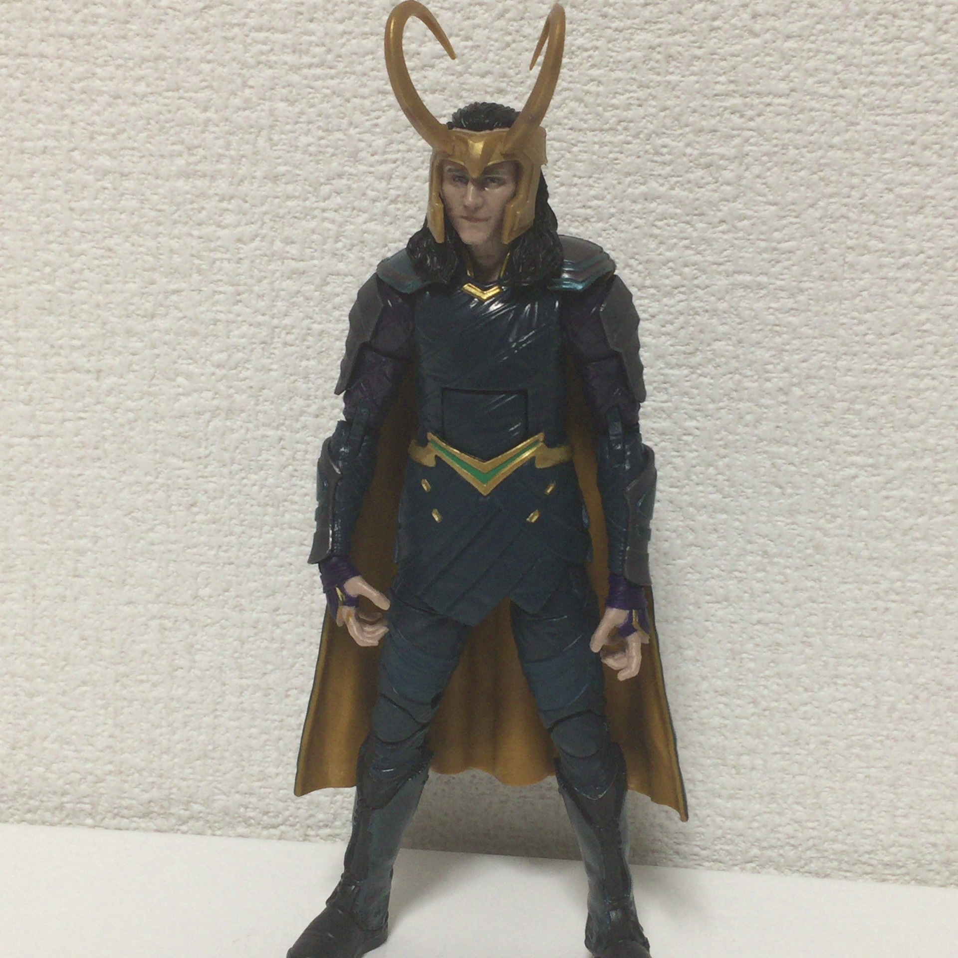 マーベルレジェンド ロキ ｔｈｏｒ ｒａｇｎａｒｏｋ ロキのフュギィアをようやく入手 今年は色々と散財しそう Take It Eazy